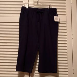 FALLS CREEK Sheeting Capri Pants